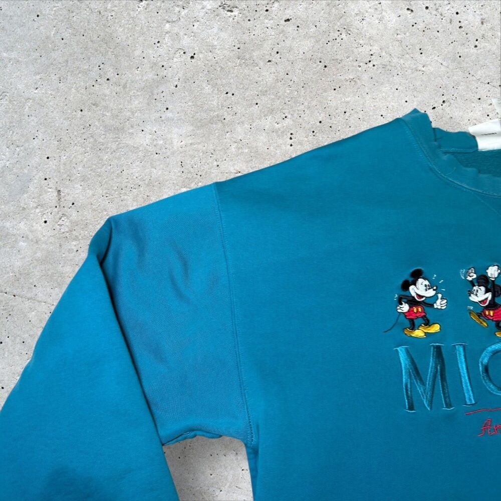 Vintage Disney Store Mickey Amis Sweatshirt Size Large Turquoise France - Picture 4 of 12